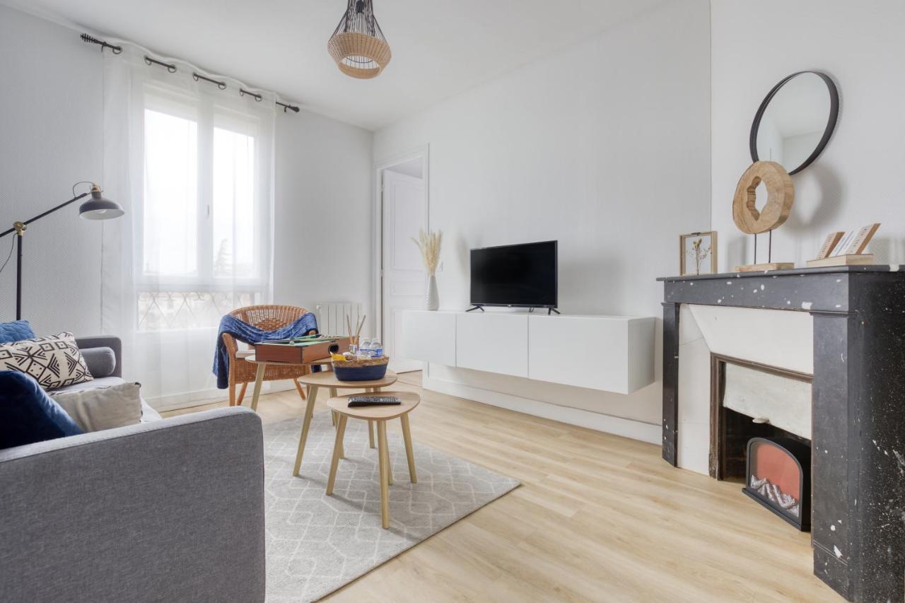 Metro 7 - Gare C - Parking Private- Easy Check-In Apartment Ivry-sur-Seine Ngoại thất bức ảnh